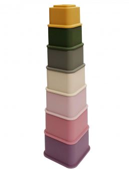 Colorful cup tower. Includes 7 stackable cups of different colors and sizes. Suitable for 0-3 year olds. The tower develops fine motor skills without being noticed.