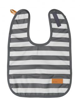 Baby Wallaby's stylish bib for baby. The bib is waterproof and soft. It is easy to wipe the food stains and it is wonderfully soft, so you can easily put it to your diaper bag. Bib is easy to attach with a velcro strap.