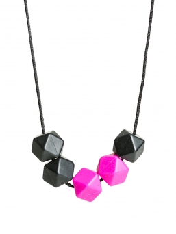 Nursing Necklace (black-fuchsia)
