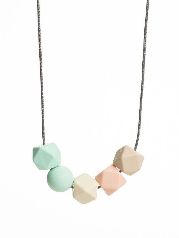 Nursing Necklace (pearl mint-ivory-peach)