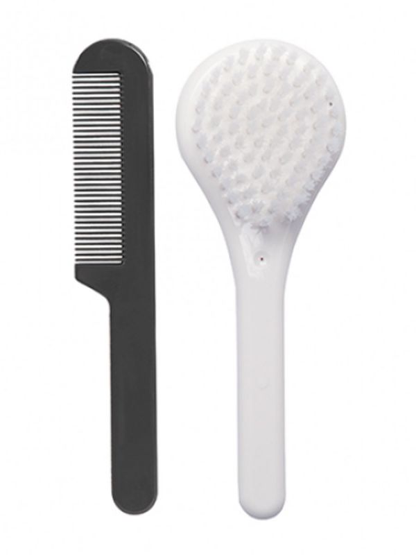 With the LUMA Gentle Brush set, you can gently brush your child's hair. With the comb you can straighten even thicker hair.