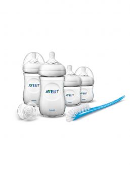 AVENT Natural Newborn Starter Set is a handy collection including 4 Natural bottles (2x 4oz and 2x 9oz), a bottle and nipple brush, and a white translucent pacifier 0-6 months.