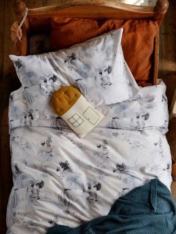 Bedding set. Mrs Mighetto x Jimmy Cricket co-created a really beautiful print for a light bed; Oh Cloud. Super soft cotton satin.
