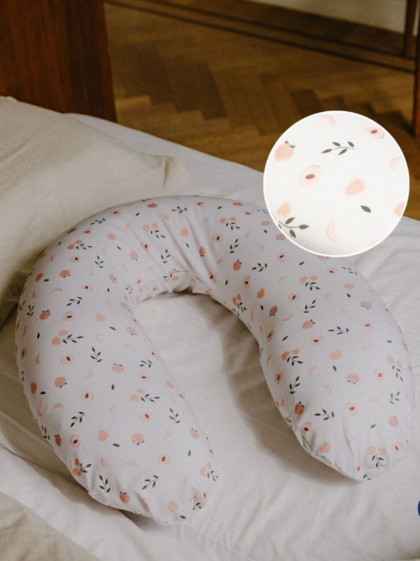 Buddy nursing pillow / body pillow, peaches