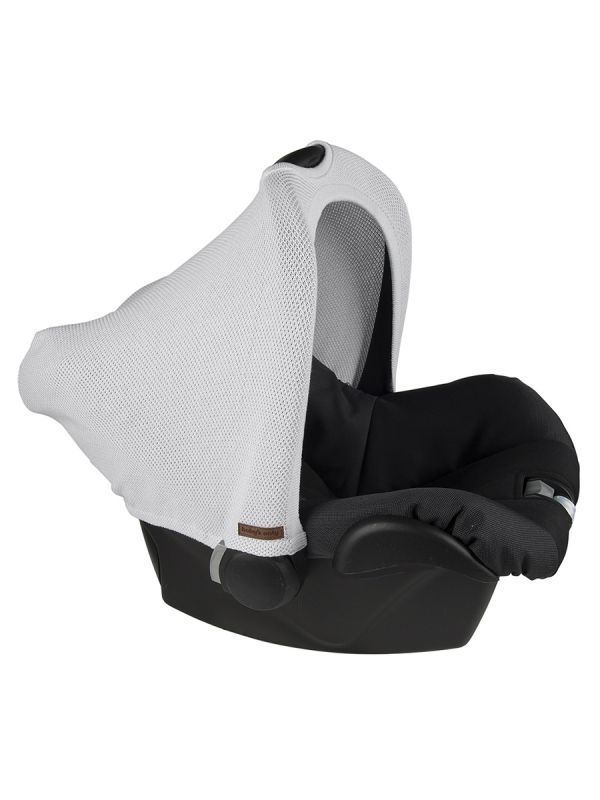 Baby's Only Classic silvergrey car seat cover brings a luxury to a car seat appearance and protects the baby from ambient noise, the sun scorch and wind and snow.