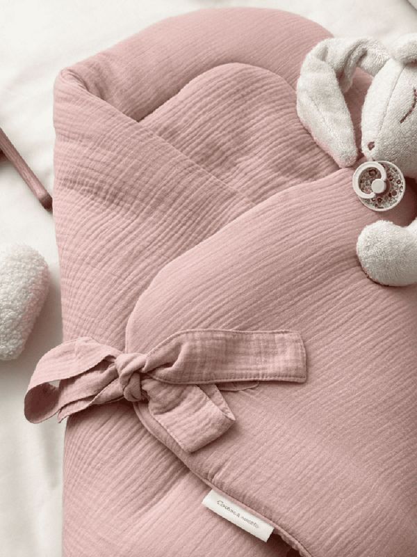 Cotton & Sweet - muslin baby horn, bubblegum