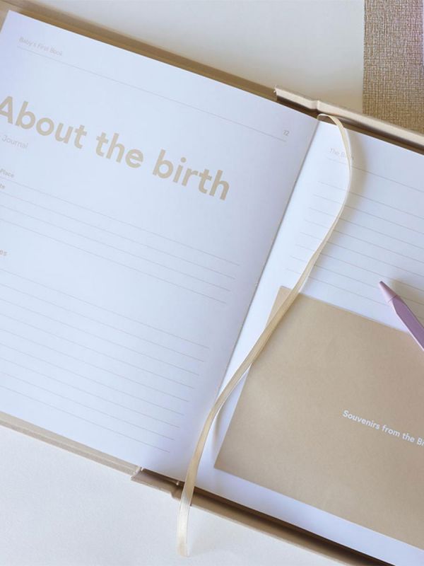 Design Letters - Baby´s First Book babybook - Beige