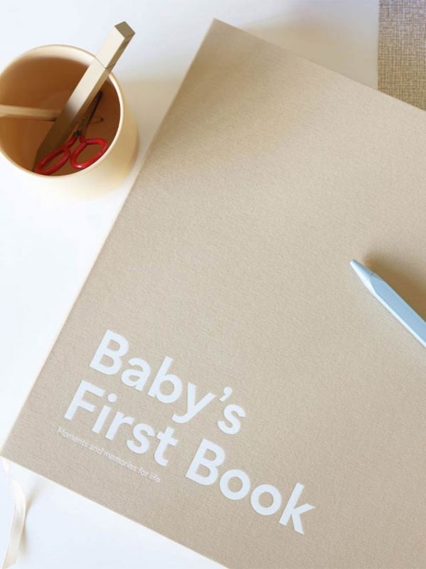 Design Letters - Baby´s First Book babybook - Beige