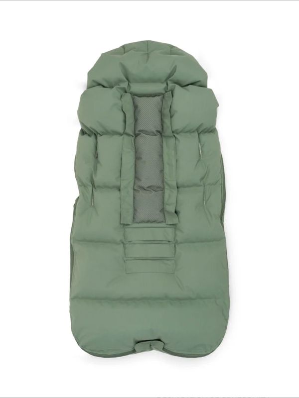 Done by Deer Winter Footmuff – warm, windproof and water-repellent baby footmuff for strollers and prams.