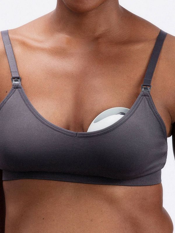 Elvie Curve is a wearable, silicone breast pump that uses natural suction to enable comfortable, hands-free expression - quietly and unnoticeably.