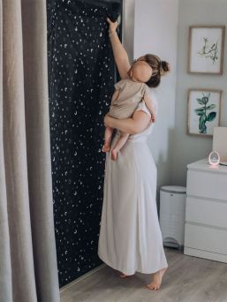 GroAnywhere Blind Stars and Moon, Large - Blackout Blind with Suction Cups 