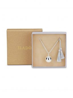 ILADO - pregnancy bola Joy silver. ILADO - pregnancy bola Joy silver. Ilado Mexican bola is a beautiful jewelry for a expectant mother. Inside the jewelry is a small xylophone on top of which a tiny ball dances, it makes a special, fine quiet sound while the expectant mother moves.
