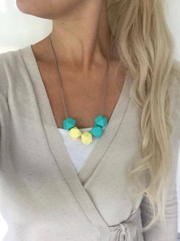 Nursing Necklace (turquoise-light yellow)