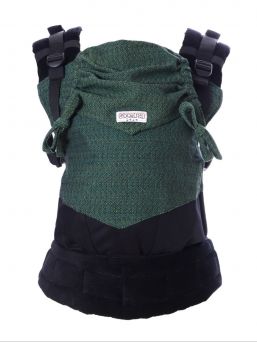 New adjustable Wompat ILO baby carrier, panel & sleep hood are made from Vanamo woven wrap, for the shoulder straps and waist belt choose comfortable black cotton or soft corduroy. Wompat ILO baby carrier can be used with a newborn and the carrier is adjusted bigger as the baby grows.