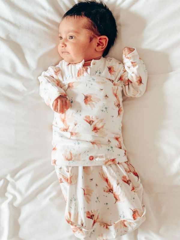 Starter Swaddle Origina with Long Sleeves, Blush Blossom | embé®