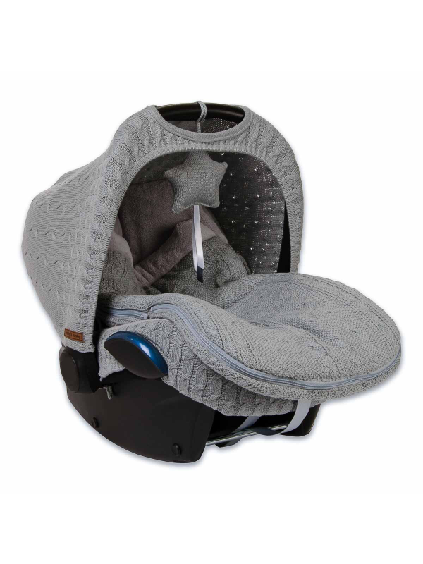 Baby's Only Footmuff keep baby warm in car seats and baby carriages. 