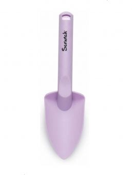 Scrunch Small and practical spade for small hands.