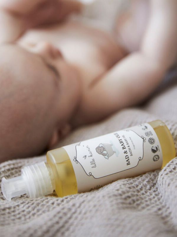 Lille Kanin - moisturizing baby oil / bath oil