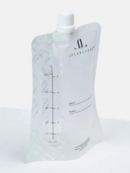Store, freeze and protect breast milk with pre-sterilized Lola & Lykke milk storage bags.