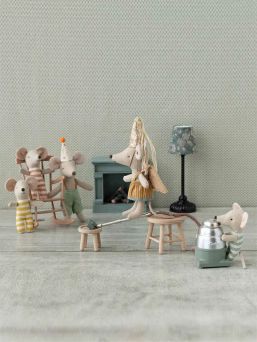 Maileg mouse in a box – baby triplets sleeping in their cute costumes