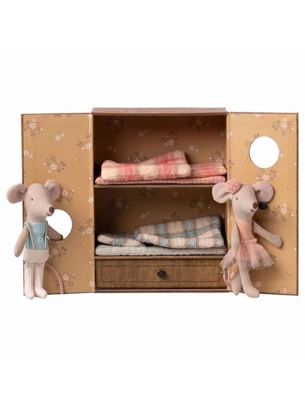 Maileg Dance Studio and Ballerina Mice – a lovely mouse house and dance set for children