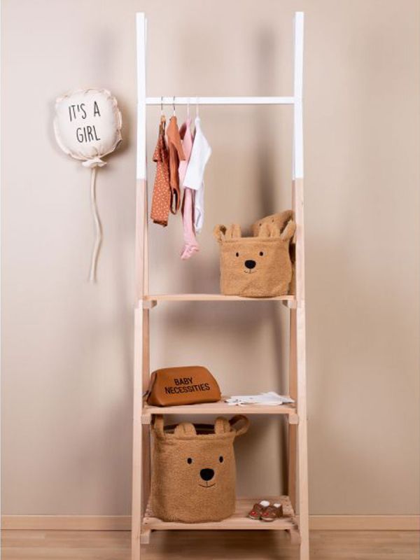 This cute storage basket Childhome Teddy is very suitable for storing various things such as toys, clothes and other things. The storage basket has an ideal size to place on a chest of drawers for example.