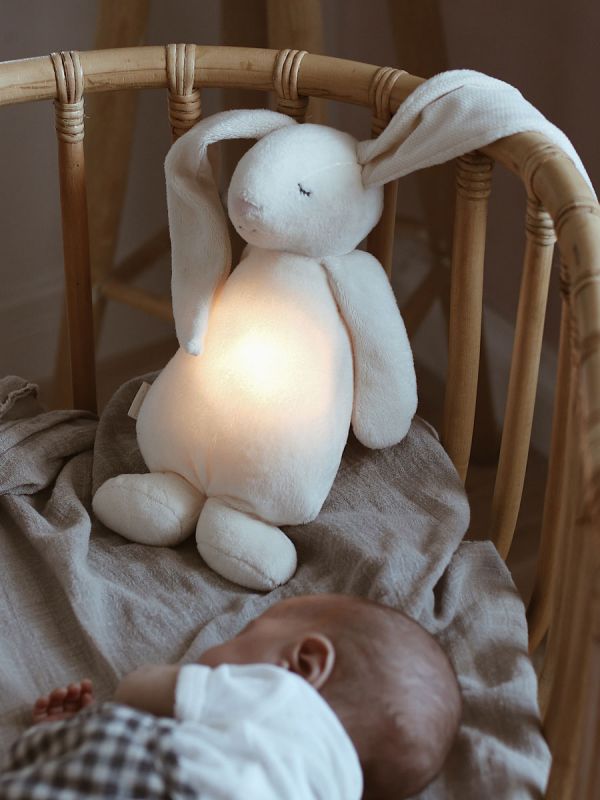 Moonie bunny soothes your baby for sleep - soothing Pink noise and dim night light help even in challenging sleep situations.