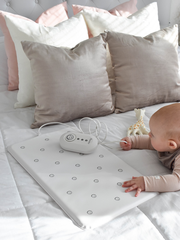 The only monitor certified as a medical device, and one of the easiest to use, the Nanny Baby Breath Monitor is there to give ultimate peace of mind to new parents.