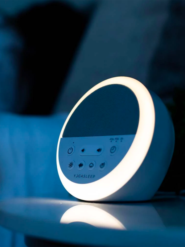 A white noise machine Nod is a powerful tool in your infant sleep routine and helps baby fall asleep fast and minimizes sleep disruption from the outside world. Nod creates a constant, soothing sound that helps lull your baby to sleep by mimicking the sound of the womb.