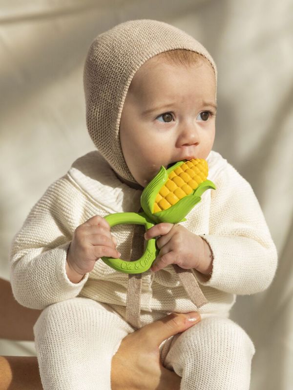 Oli&Carol Corn rattle