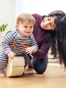 bObles duckling challenges the senses of balance and creates the joy of exercise for the child. A new kind of play equipment that supports the child's development!