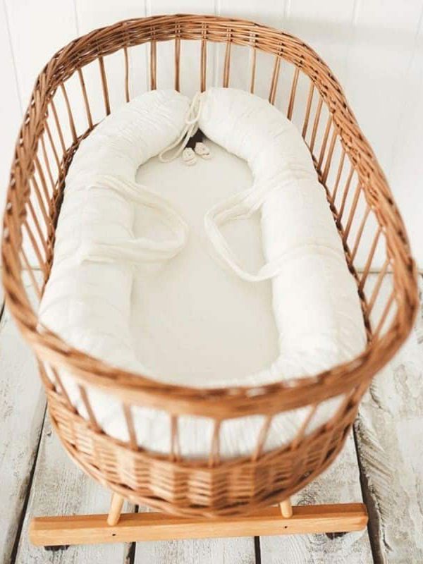 Rattan Moses Crib on Wheels – Breathable & Organic