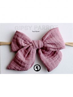 Beautiful and adorable Gipsyparrot Muslin collection bow headwrap for baby. All bow headwraps are made by hand. The fabrics are soft and the headband does not tighten or squeeze the baby's head.