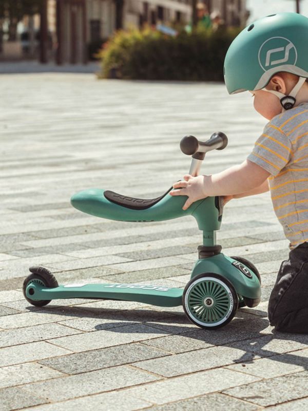 Scoot & Ride Highwaykick 1 scooter/kick moped, Forest