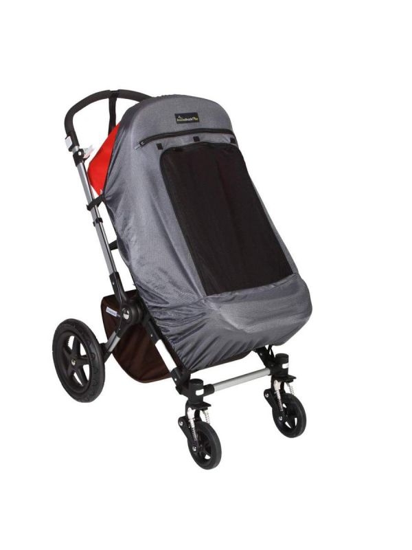 With the SnoozeShade Plus Deluxe pram's blackout curtain, your child will have a good naps on the trip in a stroller, and the curtain will also protect your child from the sun's UV rays.