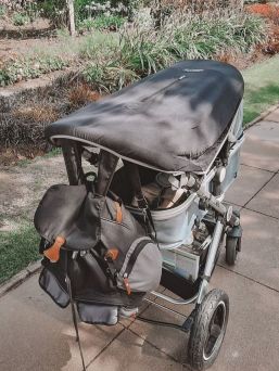 SnoozeShade original stroller/pushchair sunshade (0-6mth)