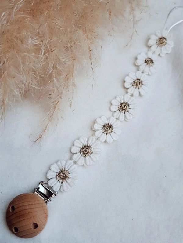 Studio Frommie Daisy -pacifier holder