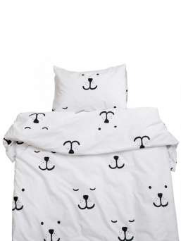 The soft Tellkiddo bedding set for toddlers. It has allover bear print on duvet and on pillow case.