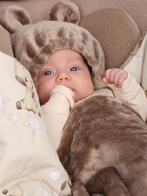 Baby Car Seat Warmer Bag – Beige velvet and giraffes