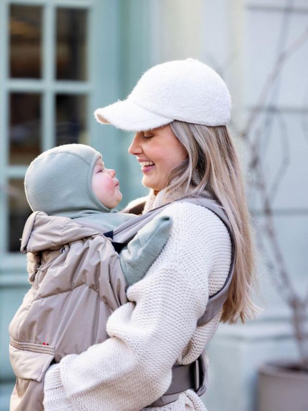 Voksi Carrier Cover – Warm wind protection for baby carrier, Dark Sand