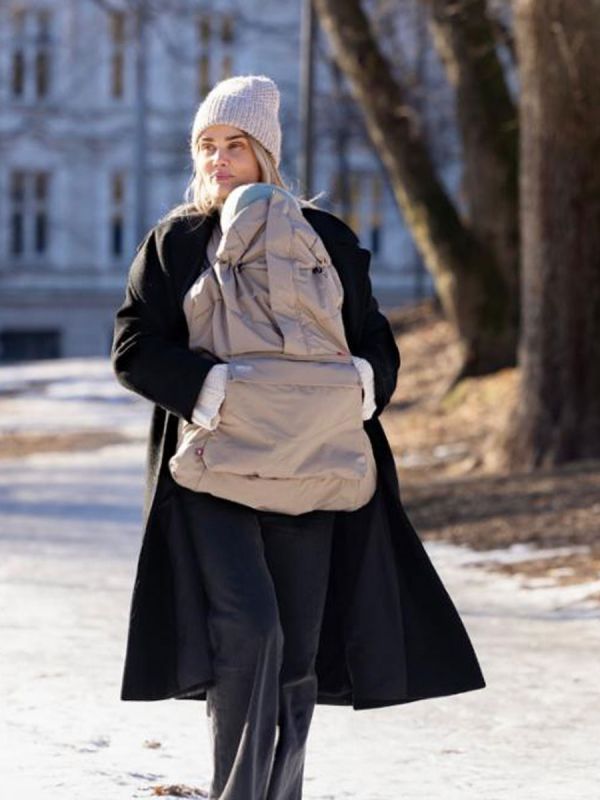 Voksi Carrier Cover – Warm wind protection for baby carrier, Dark Sand