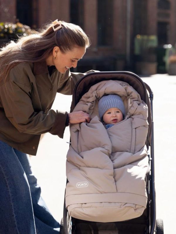 VOKSI - City extendable down footmuff 0-5y, Clay