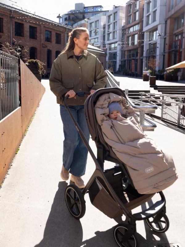 VOKSI - City extendable down footmuff 0-5y, Clay