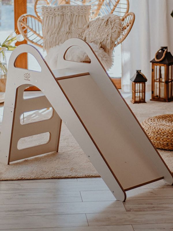 Slide into the child's own room, Scandi