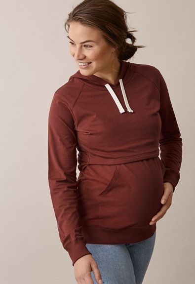 Boob Design B-Warmer Hoodie nursing hoodie keeps the breasts warm both during bouncing winter frosts and on summer evenings. The shirt is made of double fabric at the breasts and the lower layer is warming fleece.