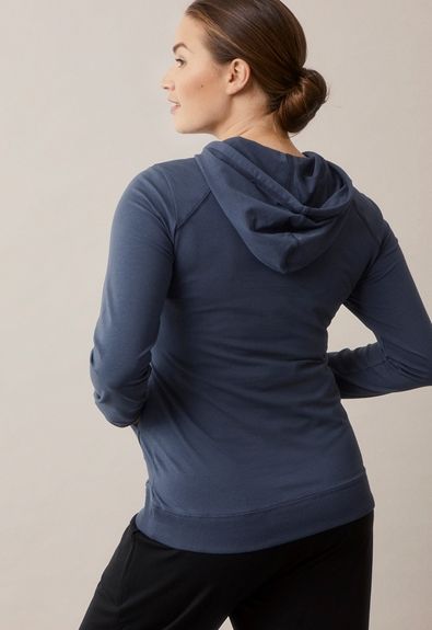BOON DESIGN B-Warmer Hoodie nursing hoodie keeps the breasts warm both during bouncing winter frosts and on summer evenings. The shirt is made of double fabric at the breasts and the lower layer is warming fleece.