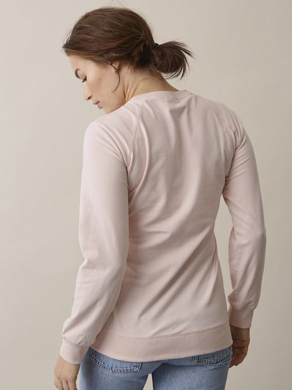 BOOB DESIGN B-Warmer Sweatshirt nursing shirt keeps the breasts warm both during bouncing winter frosts and on summer evenings. The shirt is made of double fabric at the breasts and the lower layer is warming fleece.