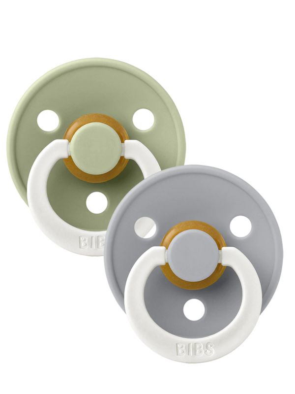 BIBS pacifier is a real classic!  The dummy with the traditional round shield and the cherry-shaped dummy part has been comforting Danish infants for nearly 50 years. The night pacifiers loop shines in the dark. 2-pack.
