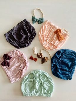 Bloomers for baby girls (light apricot) | GIPSY PARROT