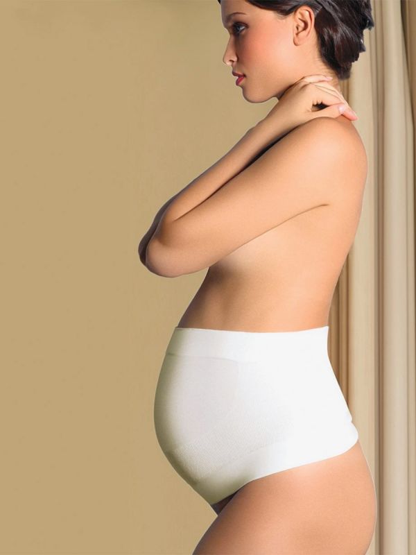 Cache Coeur organic pregnancy belt provides support and comfort during pregnancy.